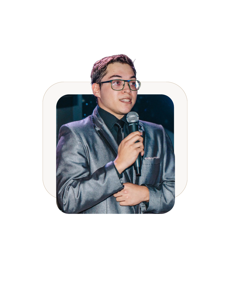 Invitado especial: Omar Cisneros